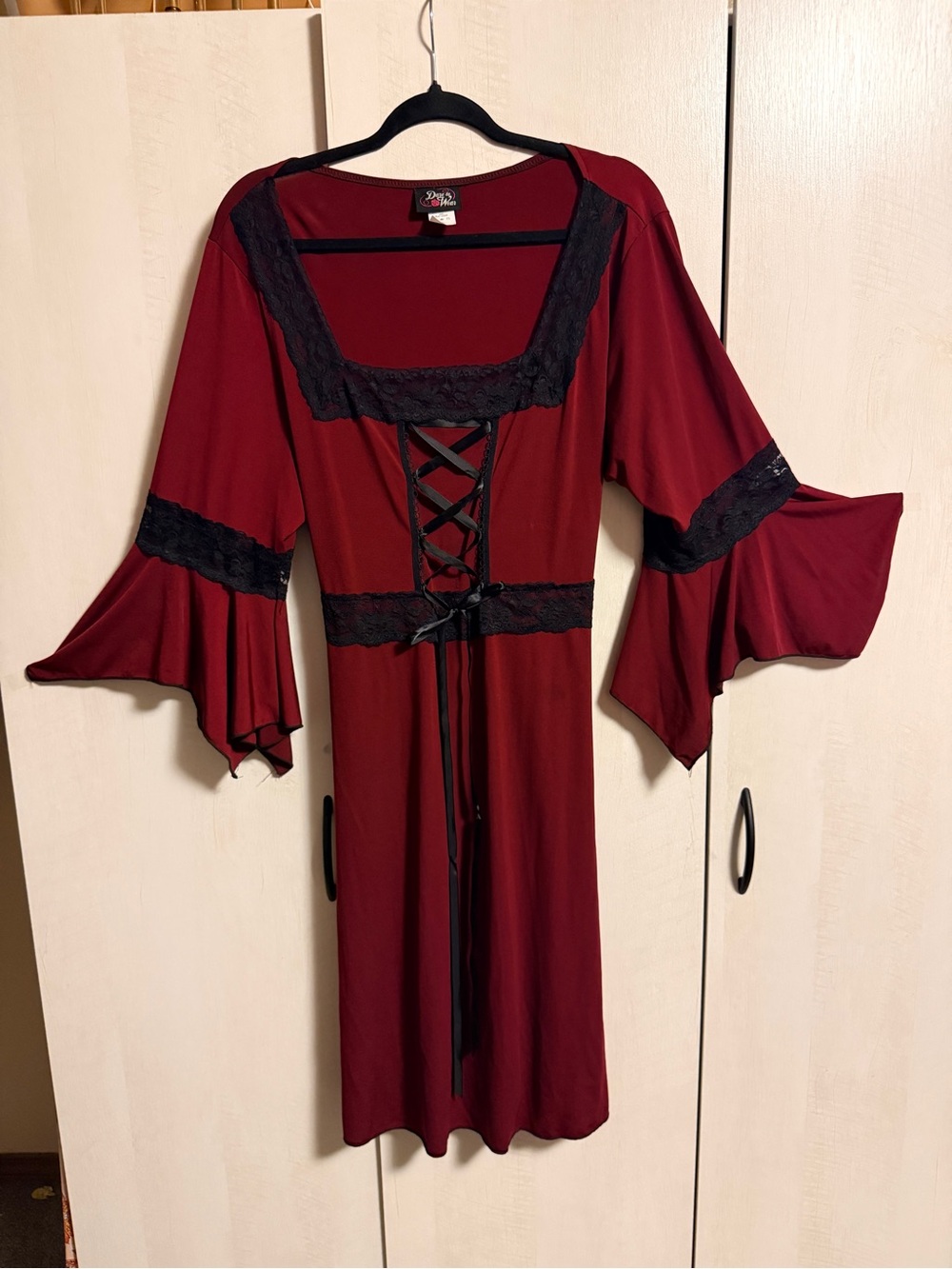 Renaissance dress in Burgundy- Dare to Wear